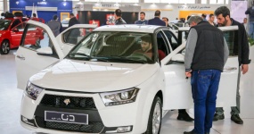 Новый автомобиль стоимостью 4300 долларов, но «трудно найти автомобиль»: где возможности для подержанных автомобилей в Китае при цене иранских двухрельсов?