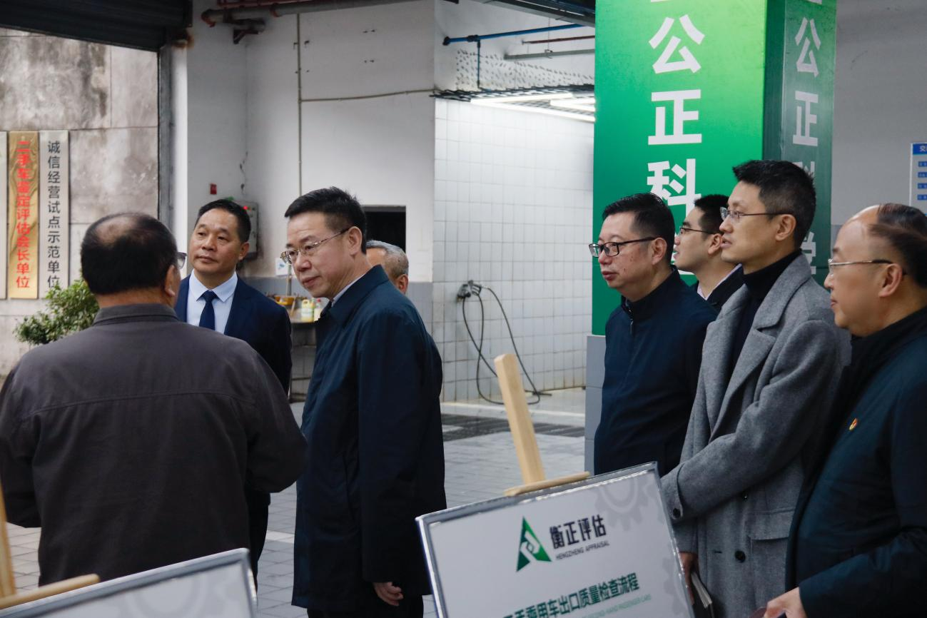 Секретарь районного комитета Банна Ха Юсен и его делегация изучили проект «Глобальный экспорт экологии»