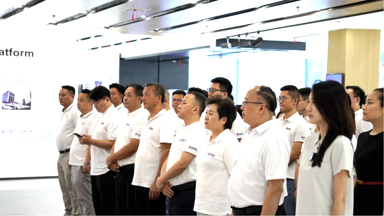 Huanyu Automobile и Kumar Automobile подписали соглашение о стратегическом сотрудничестве, чтобы расширить новую главу экспорта подержанных автомобилей