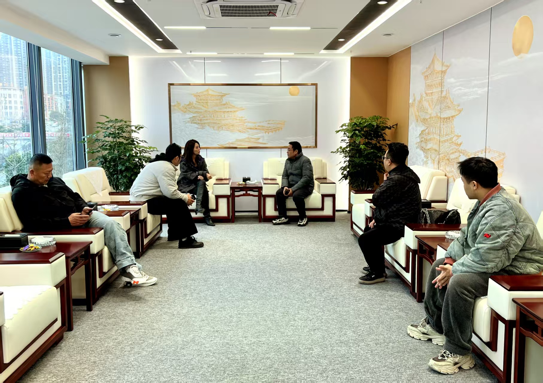 База экспорта подержанных автомобилей в Чжункине Банан сотрудничает с Wancao Global Car Assurance, совместно создает систему послепродажного обслуживания экспортных автомобилей за рубежом