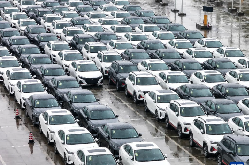 Сосредоточение внимания на двух сессиях: исследование в Чонгцине: от «логистического узла» к «экономическому двигателю», построение новой модели экономического узла