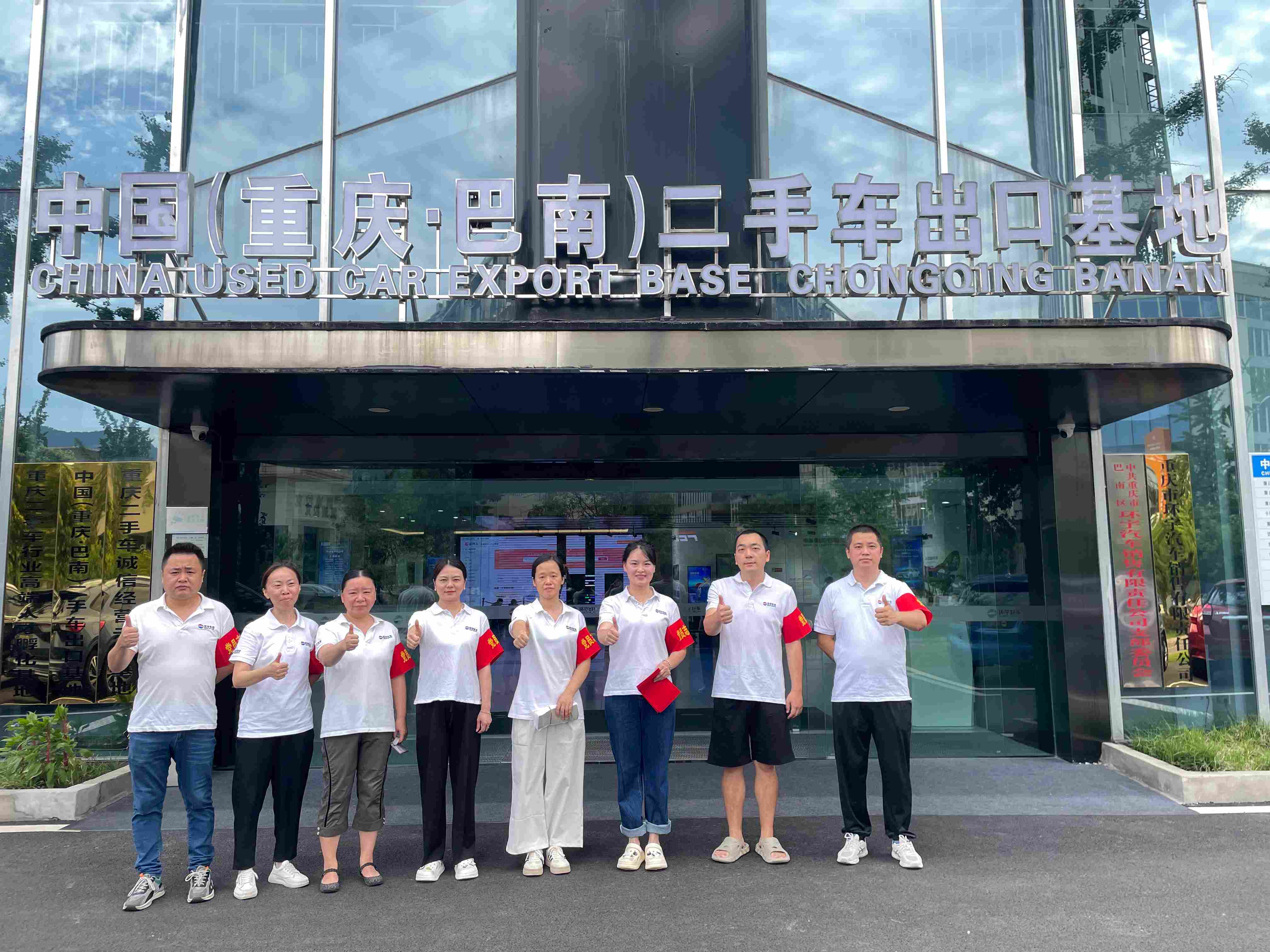 Операции по очистке от淤ков под эгидой партии - безжалостные наводнения, любовь к окружению