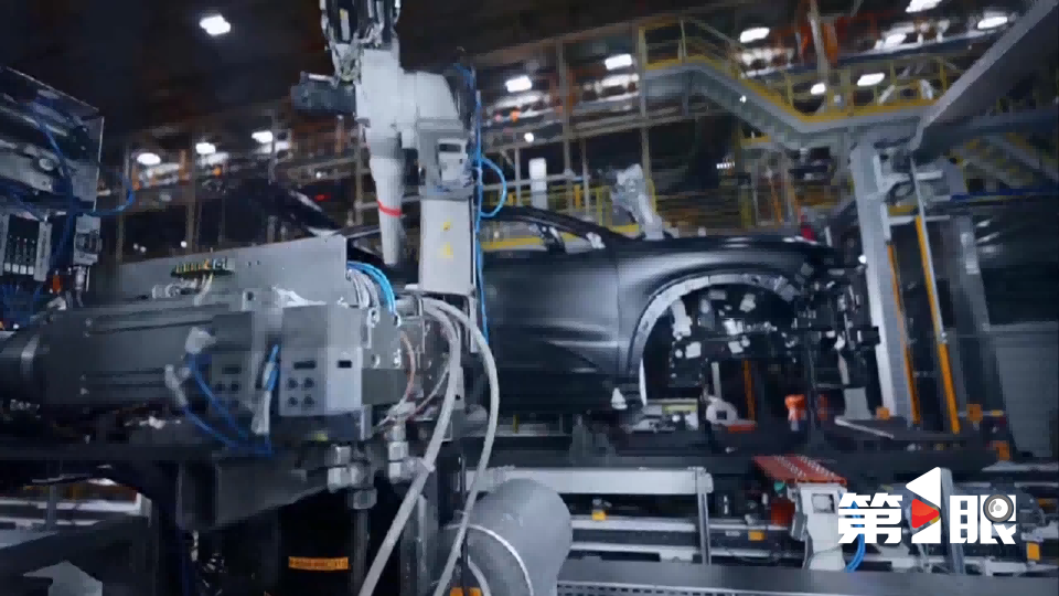 Новый рассказ «Автомобиль в море» горной автомобильной промышленности на «высокий уровень»