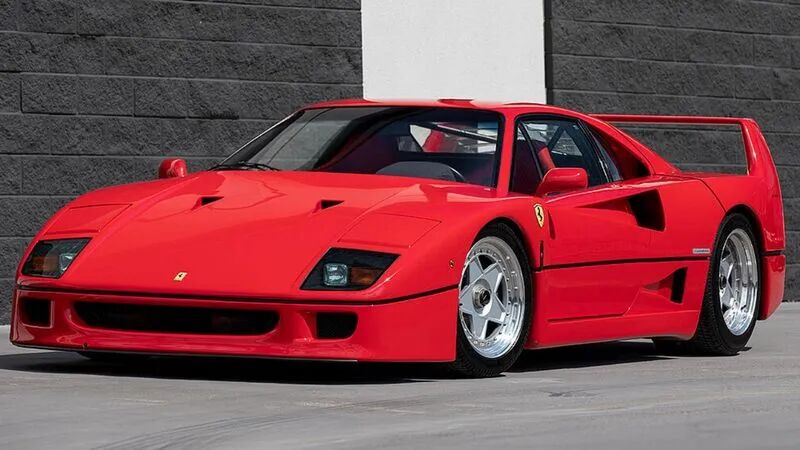 Беспорядки в Ормузе повлияли на торговлю подержанными автомобилями: это должен был быть пик сезона!Очень немногие клиенты отправляются по воздуху.