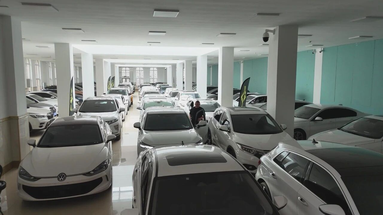 Экспорт подержанных автомобилей в порту Суйфэнь реки силен, торговля с Россией увеличивается по качеству