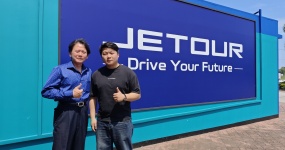 Chongqing Huanyu Automobile сотрудничает с малазийской EV Motors для расширения рынка Малайзии