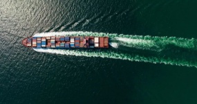 Автомобиль «Оптовая», не может выйти на море?