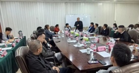 Динамика ассоциации| Я собираюсь провести совещание по продвижению политики подержанных автомобилей.