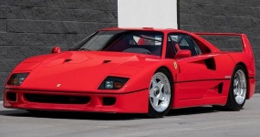 Беспорядки в Ормузе повлияли на торговлю подержанными автомобилями: это должен был быть пик сезона!Очень немногие клиенты отправляются по воздуху.