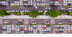 Подержанные автомобили выходят в море в 100 раз за 4 года: кто-то выбирает автомобиль высокой ценой, кто-то не возвращает кровь