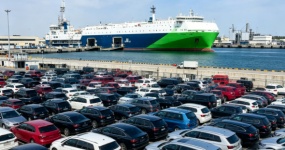 Новичок экспортирует подержанные автомобили, Эквадор действительно рынок голубого океана?